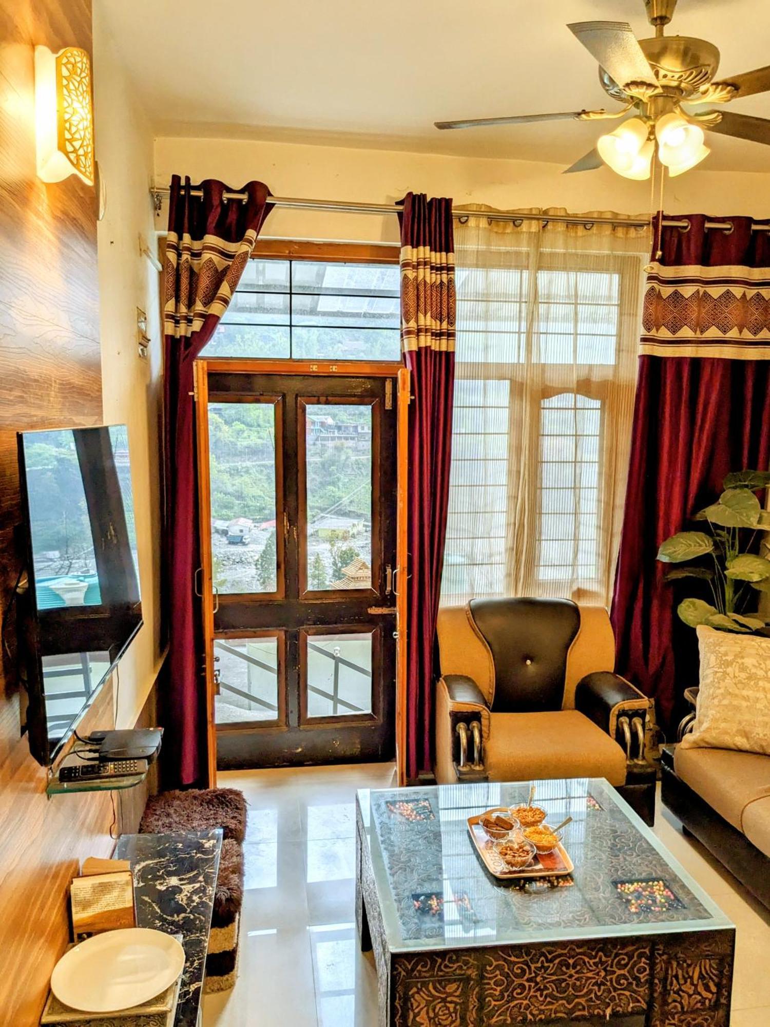 Kavi'S Vacation Homes - Sainj Zewnętrze zdjęcie